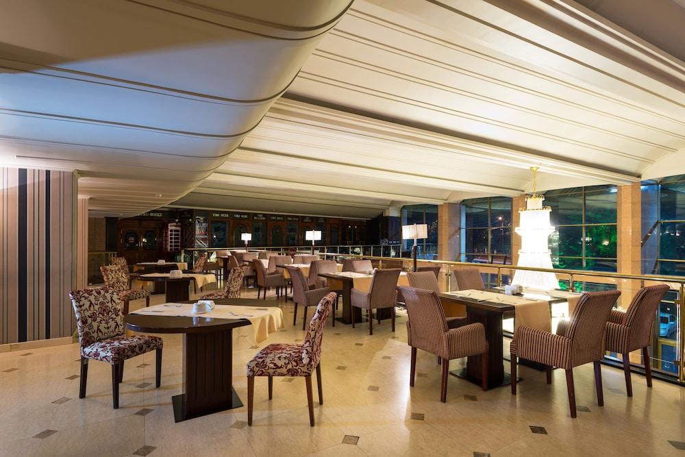 Hotel Kazakhstan